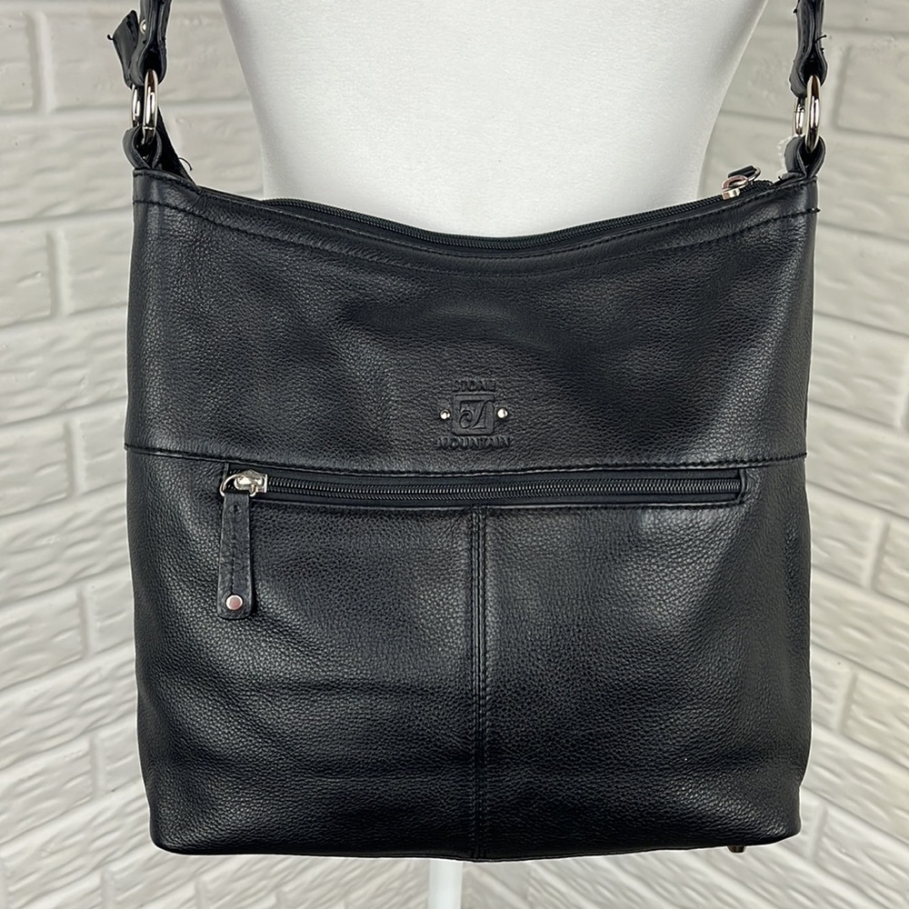 STONE MOUNTAIN BLACK PEBBLE LEATHER CROSSBODY BAG - Picture 3 of 14